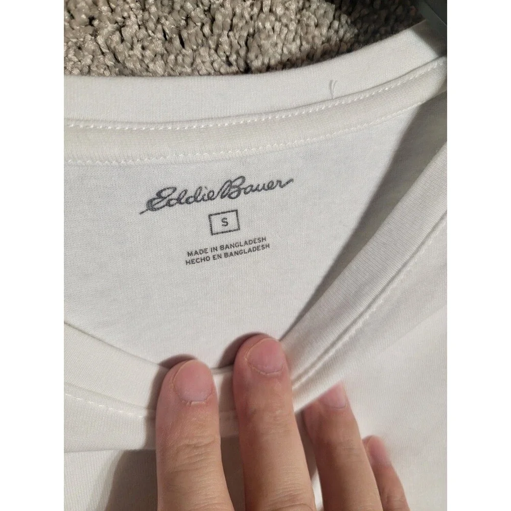 Eddie Bauer Women's White Long Sleeve T Shirt Size Small - Picture 2 of 7
